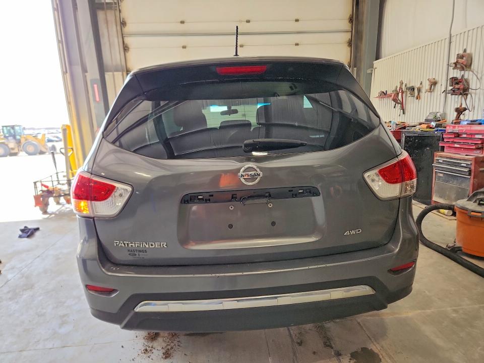 2015 Nissan Pathfinder მანქანა იყიდება აუქციონზე, vin: 5N1AR2MM0FC608493, აუქციონის ნომერი: 49161686