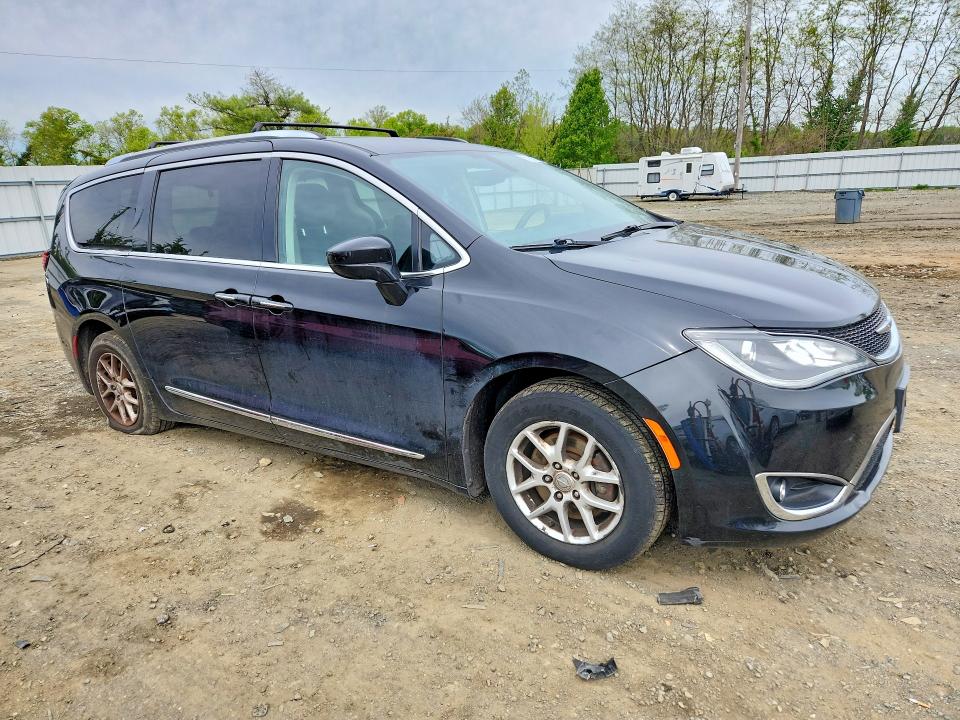 Продажа на аукционе авто 2020 Chrysler Pacifica, vin: 2C4RC1BG6LR268995, номер лота: 51260936