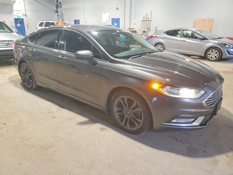 50349186 :رقم المزاد ، 3FA6P0T99JR215772 vin ، 2018 Ford Fusion مزاد بيع