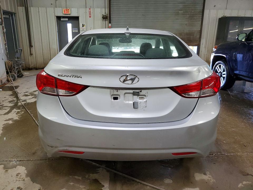 2013 Hyundai Elantra მანქანა იყიდება აუქციონზე, vin: 5NPDH4AE5DH442955, აუქციონის ნომერი: 50356946