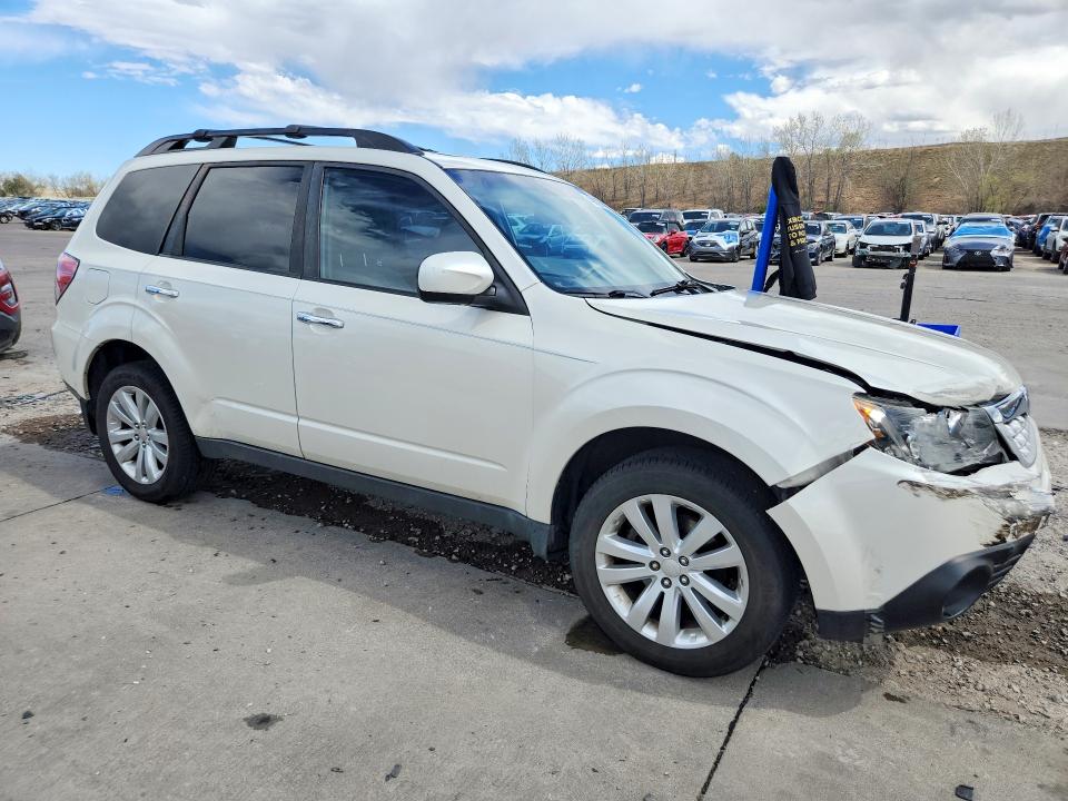 49112576 :رقم المزاد ، JF2SHADC7DH440091 vin ، 2013 Subaru Forester مزاد بيع