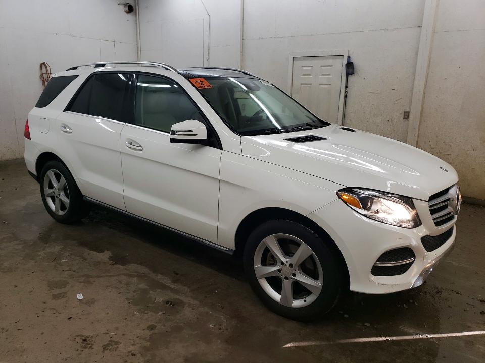 Продажа на аукционе авто 2016 Mercedes-benz Gle, vin: 4JGDA5JB1GA696539, номер лота: 49843696