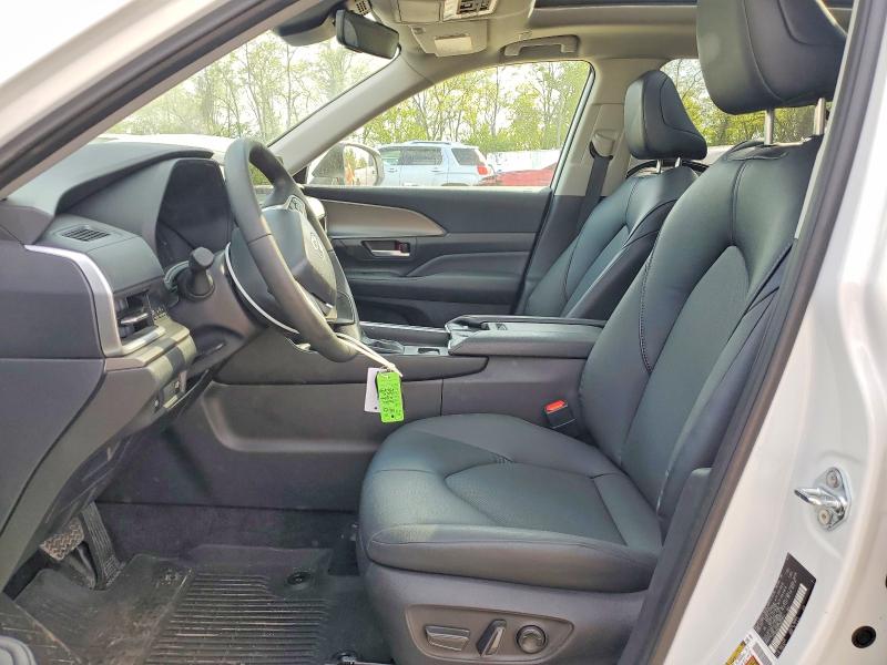 2025 Toyota Grand Highlander მანქანა იყიდება აუქციონზე, vin: 5TDAAAA52SS032840, აუქციონის ნომერი: 50800036