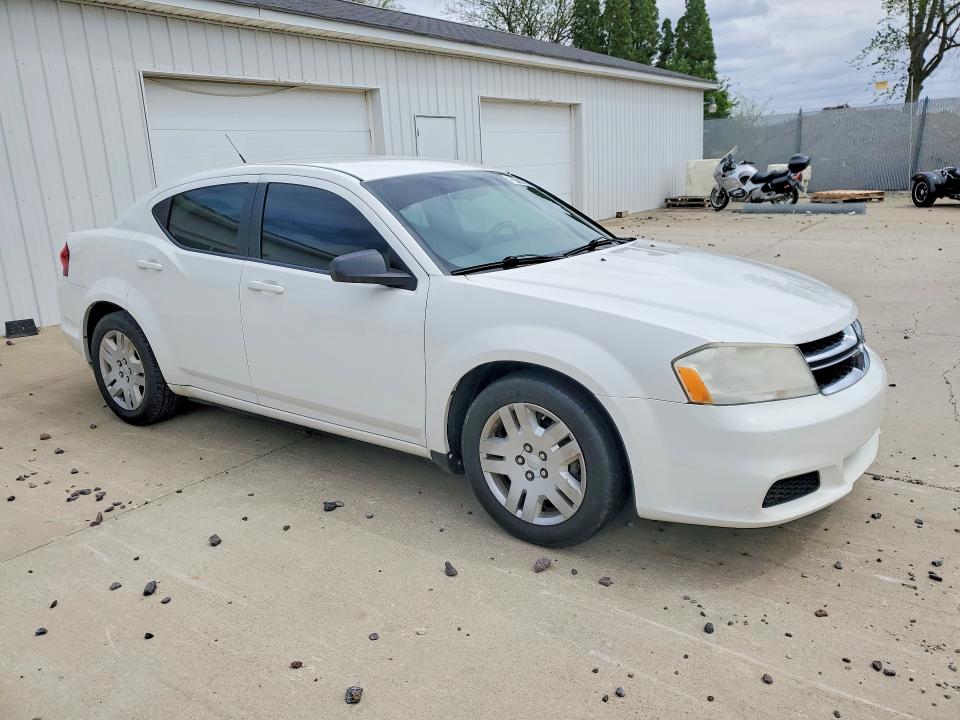 Продаж на аукціоні авто 2011 Dodge Avenger, vin: 1B3BD4FB4BN518813, номер лоту: 50135576