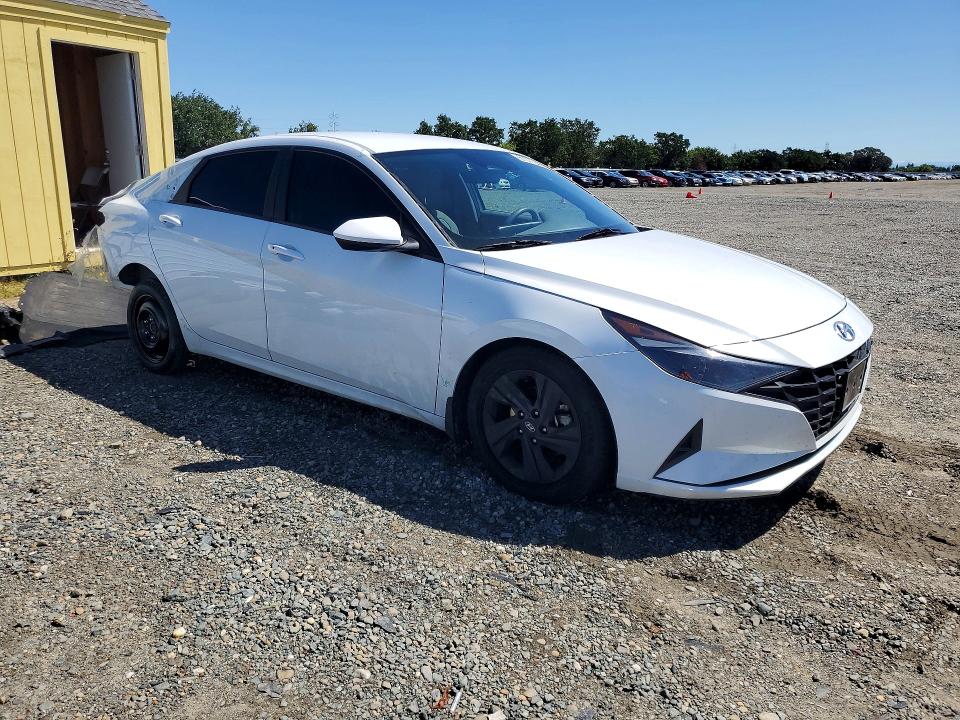 2022 Hyundai Elantra მანქანა იყიდება აუქციონზე, vin: 5NPLM4AG2NH085986, აუქციონის ნომერი: 51011046