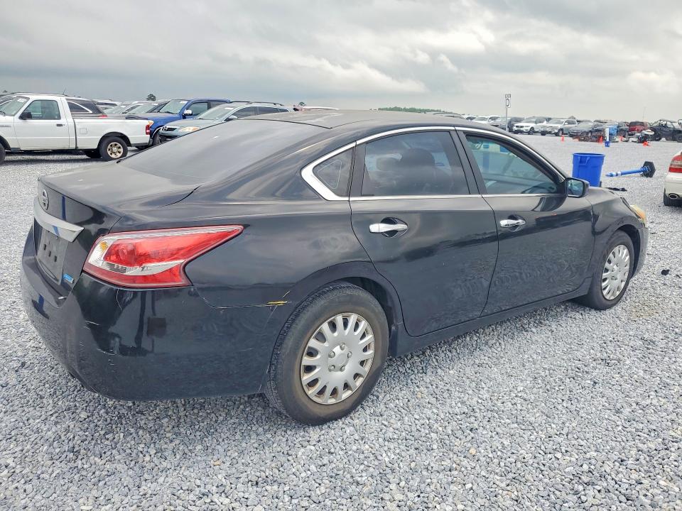 2013 Nissan Altima მანქანა იყიდება აუქციონზე, vin: 1N4AL3AP3DN422044, აუქციონის ნომერი: 51984886