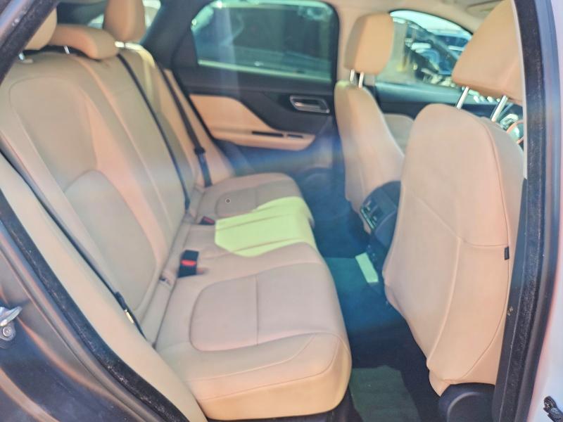 Продажа на аукционе авто 2018 Jaguar F-pace, vin: SADCJ2GX8JA236856, номер лота: 51427466
