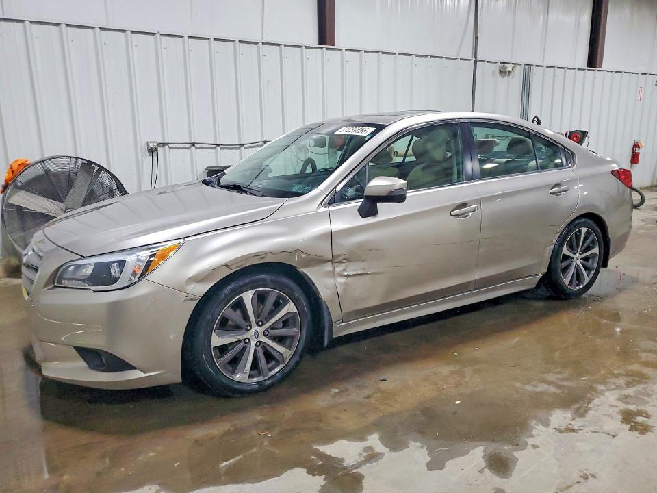 51239686 :رقم المزاد ، 4S3BNAL64F3010862 vin ، 2015 Subaru Legacy مزاد بيع