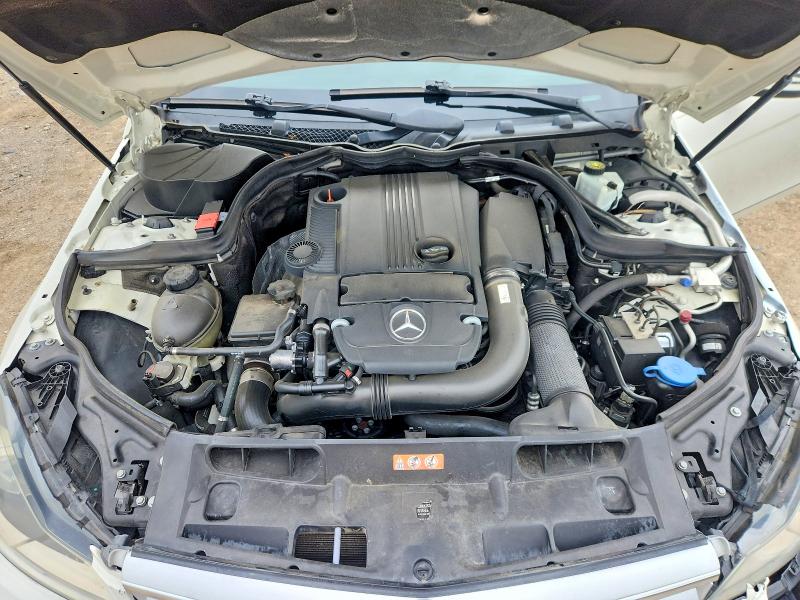 Продаж на аукціоні авто 2012 Mercedes-benz C, vin: WDDGF4HB2CA631993, номер лоту: 49574596