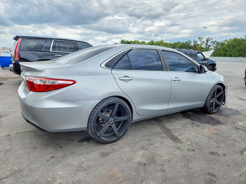 50367806 :رقم المزاد ، 4T1BF1FK0GU239505 vin ، 2016 Toyota Camry مزاد بيع
