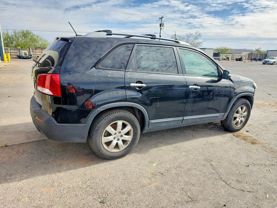 51044816 :رقم المزاد ، 5XYKT4A62DG405450 vin ، 2013 Kia Sorento مزاد بيع