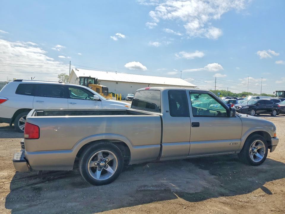 51382766 :رقم المزاد ، 1GCCS19W728264065 vin ، 2002 Chevrolet S Truck مزاد بيع