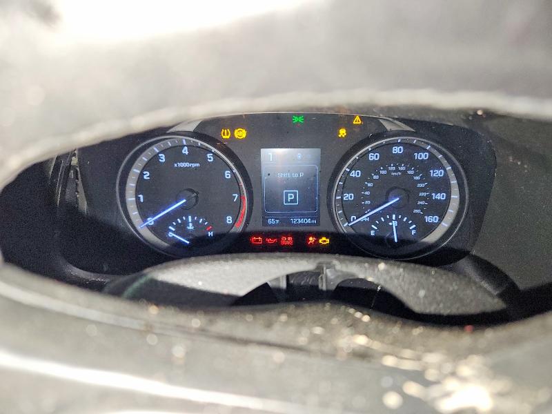 2017 Hyundai Elantra მანქანა იყიდება აუქციონზე, vin: 5NPD84LF7HH178486, აუქციონის ნომერი: 51926966