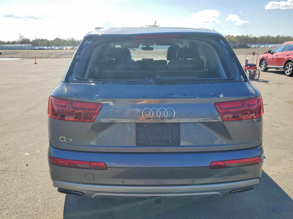 2019 Audi Q7 მანქანა იყიდება აუქციონზე, vin: WA1VAAF72KD020396, აუქციონის ნომერი: 47290396