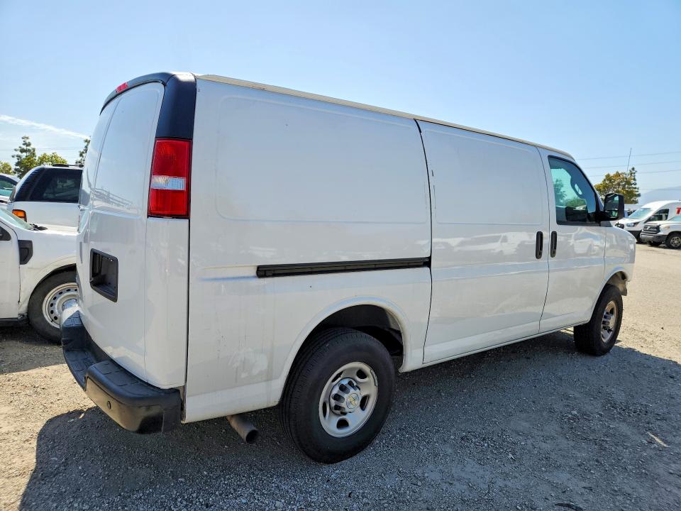 2024 Chevrolet Express G2500 მანქანა იყიდება აუქციონზე, vin: 1GCWGAFP9R1247024, აუქციონის ნომერი: 55658756