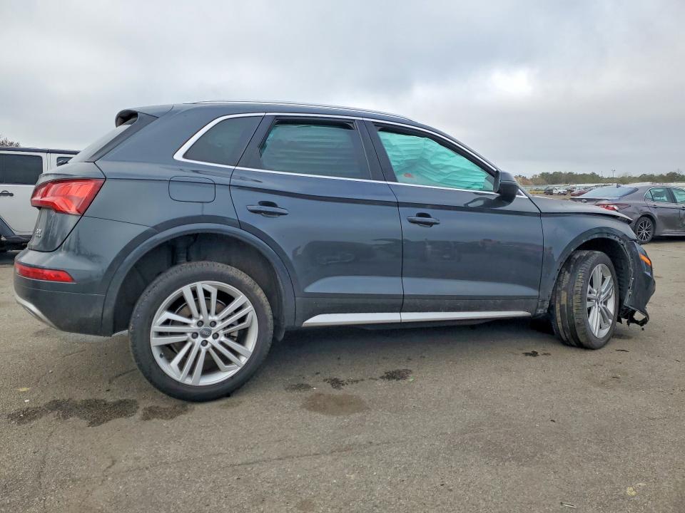 Продаж на аукціоні авто 2018 Audi Q5, vin: WA1BNAFY5J2089416, номер лоту: 49457266