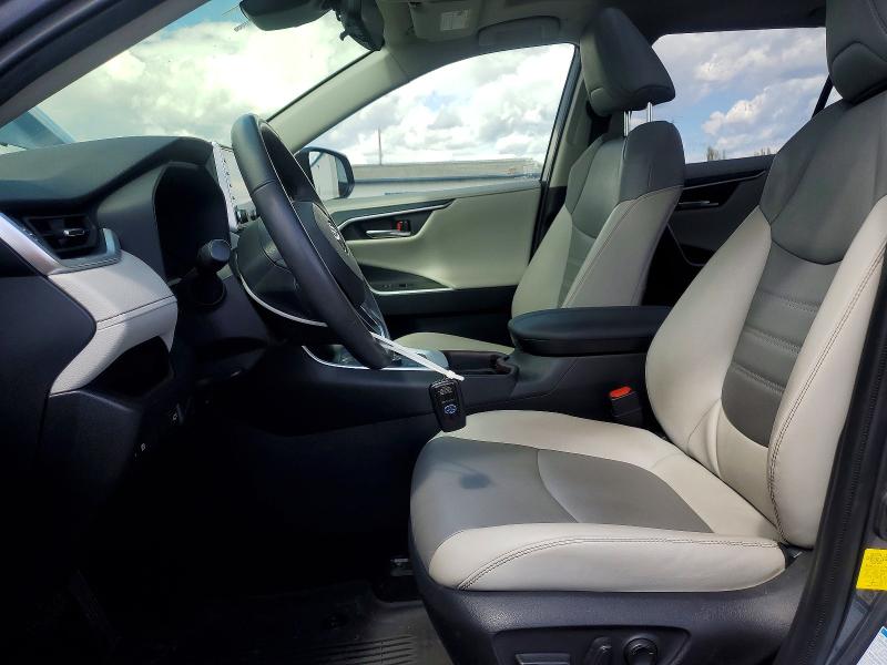 51702936 :رقم المزاد ، JTMDWRFV9LD055986 vin ، 2020 Toyota Rav4 مزاد بيع