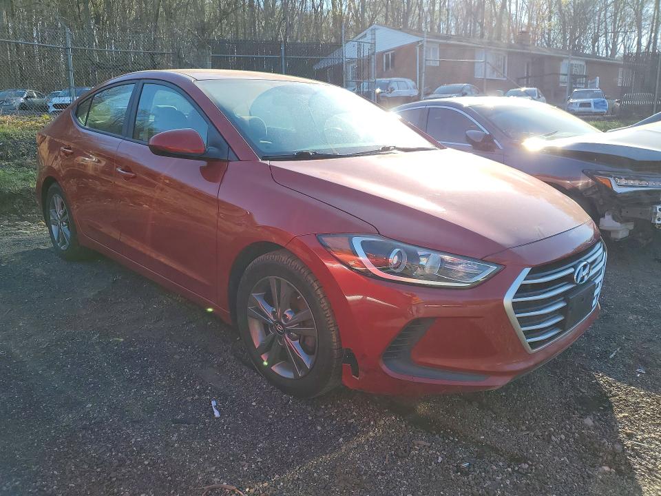 48942986 :رقم المزاد ، 5NPD84LF3HH001384 vin ، 2017 Hyundai Elantra مزاد بيع