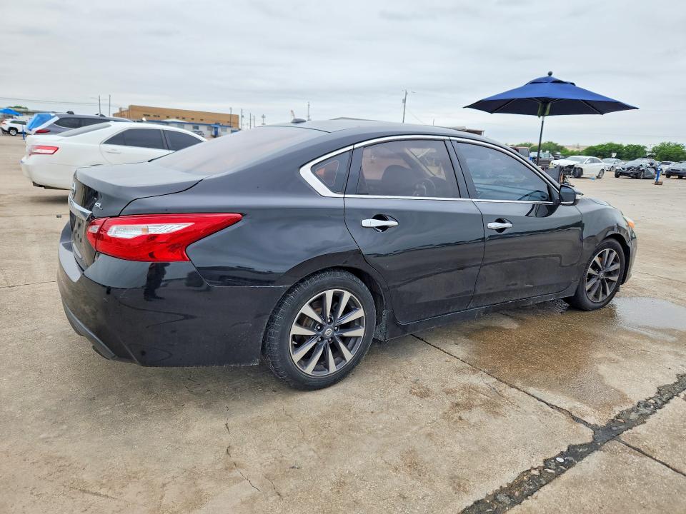 51972506 :رقم المزاد ، 1N4AL3AP0HC187748 vin ، 2017 Nissan Altima مزاد بيع