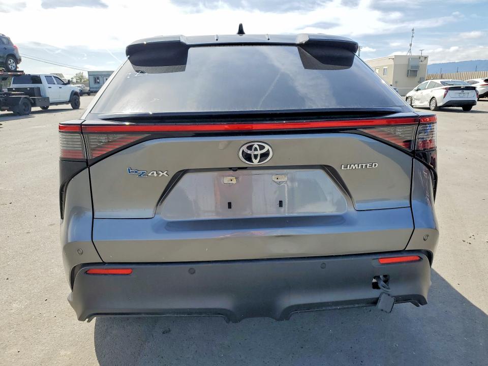 48983566 :رقم المزاد ، JTMAAAAA9PA001537 vin ، 2023 Toyota Bz4x مزاد بيع