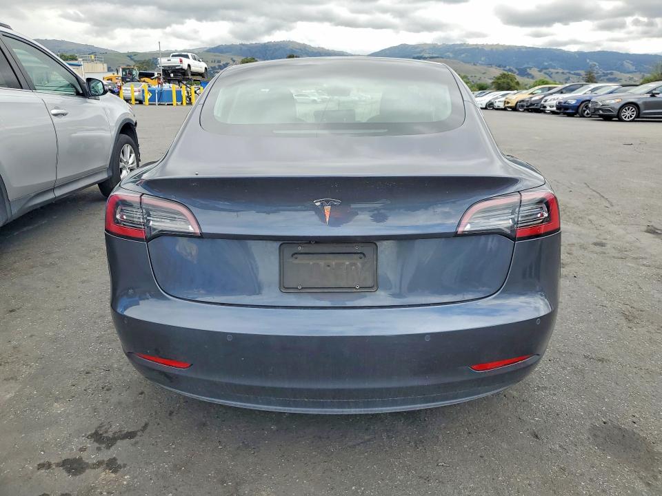Продажа на аукционе авто 2019 Tesla Model 3, vin: 5YJ3E1EA3KF475961, номер лота: 50676146