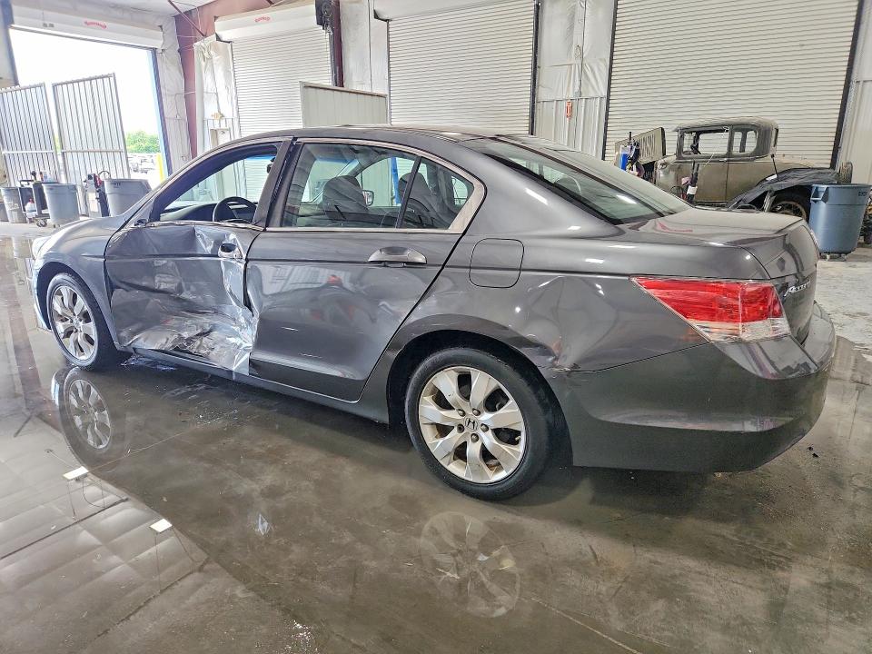 51811946 :رقم المزاد ، 1HGCP2F77AA170314 vin ، 2010 Honda Accord مزاد بيع