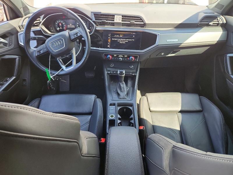 51340266 :رقم المزاد ، WA1EECF37M1028141 vin ، 2021 Audi Q3 مزاد بيع