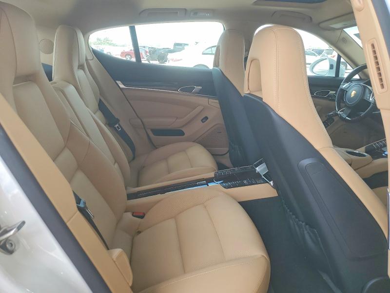 51513956 :رقم المزاد ، WP0AB2A77GL050473 vin ، 2016 Porsche Panamera مزاد بيع