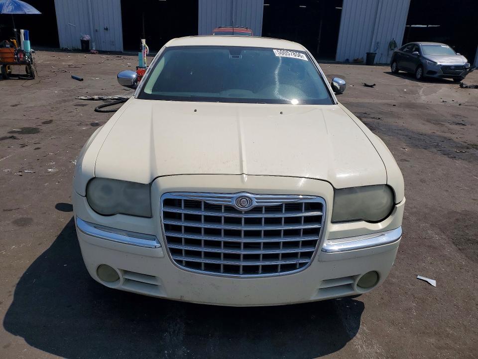 Auction sale of the 2008 Chrysler 300c, vin: 2C3KA63H38H105251, lot number: 50057856