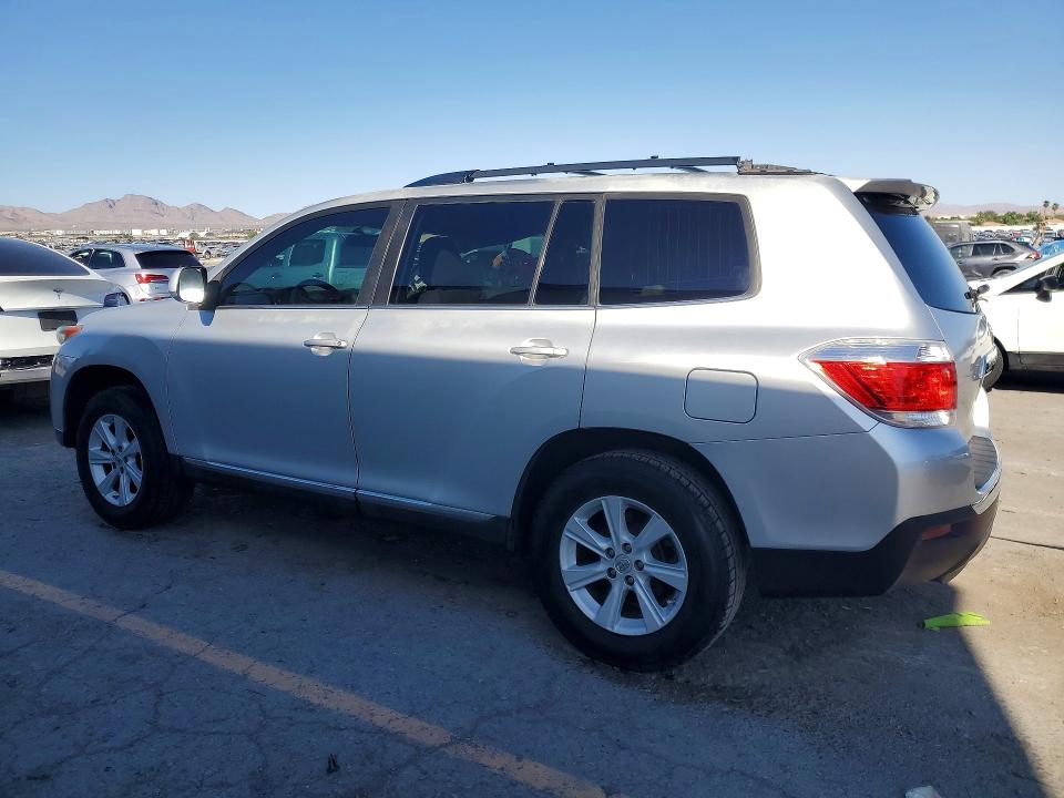50489626 :رقم المزاد ، 5TDZK3EH8DS132055 vin ، 2013 Toyota Highlander مزاد بيع