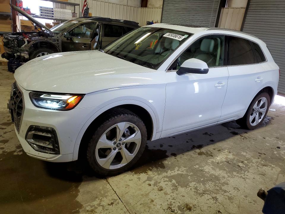 2021 Audi Q5 მანქანა იყიდება აუქციონზე, vin: WA1BAAFY8M2015617, აუქციონის ნომერი: 50938616