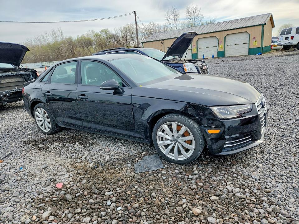 2017 Audi A4 მანქანა იყიდება აუქციონზე, vin: WAUANAF48HN032647, აუქციონის ნომერი: 48584456