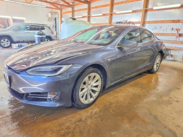 48925536 :رقم المزاد ، 5YJSA1E22LF356073 vin ، 2020 Tesla Model S مزاد بيع