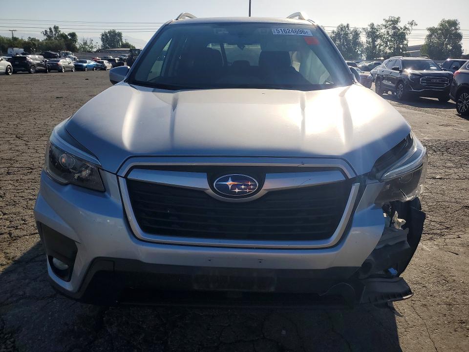51624696 :رقم المزاد ، JF2SKAFC8MH420494 vin ، 2021 Subaru Forester مزاد بيع