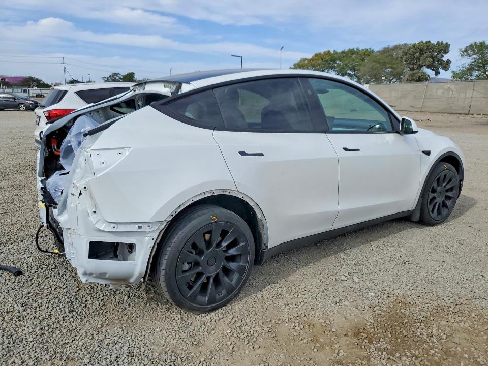 Продажа на аукционе авто 2023 Tesla Model Y, vin: 7SAYGDEE5PF850781, номер лота: 48694326