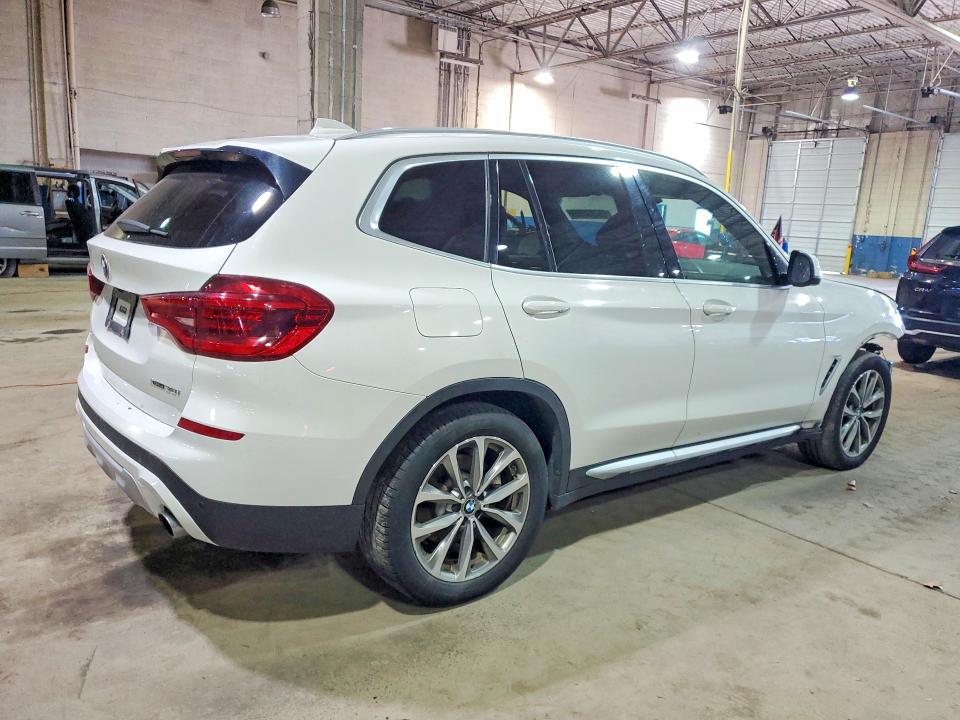 48795856 :رقم المزاد ، 5UXTR9C56KLE18337 vin ، 2019 Bmw X3 مزاد بيع