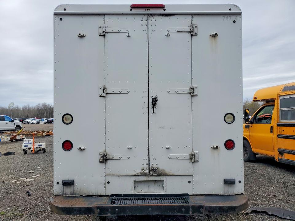 Продажа на аукционе авто 2010 Freightliner Chassis, vin: 4UZAAPDUXACAS5512, номер лота: 49288746