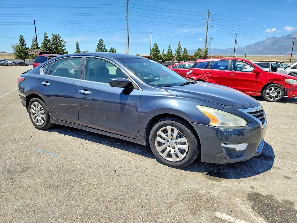 Продажа на аукционе авто 2014 Nissan Altima, vin: 1N4AL3AP0EC182352, номер лота: 51011016