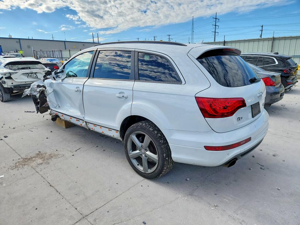 2015 Audi Q7 მანქანა იყიდება აუქციონზე, vin: WA1DGAFE8FD030784, აუქციონის ნომერი: 49384826