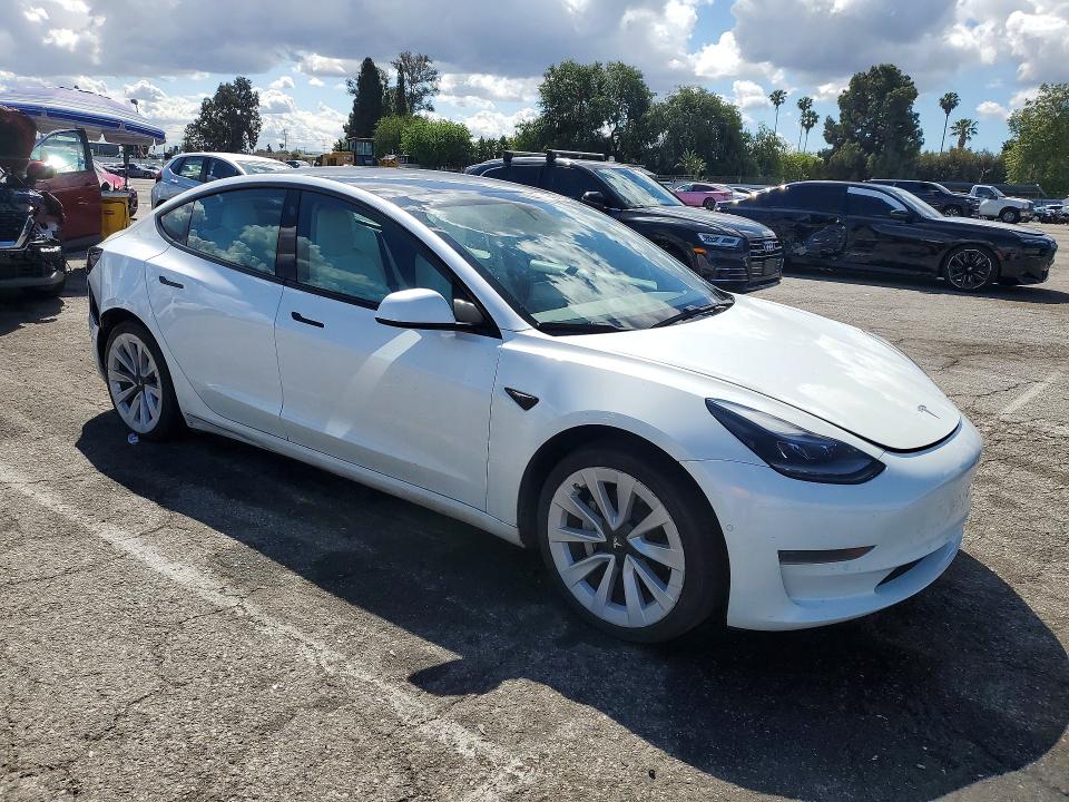 2021 Tesla Model 3 მანქანა იყიდება აუქციონზე, vin: 5YJ3E1EA9MF983113, აუქციონის ნომერი: 49491376