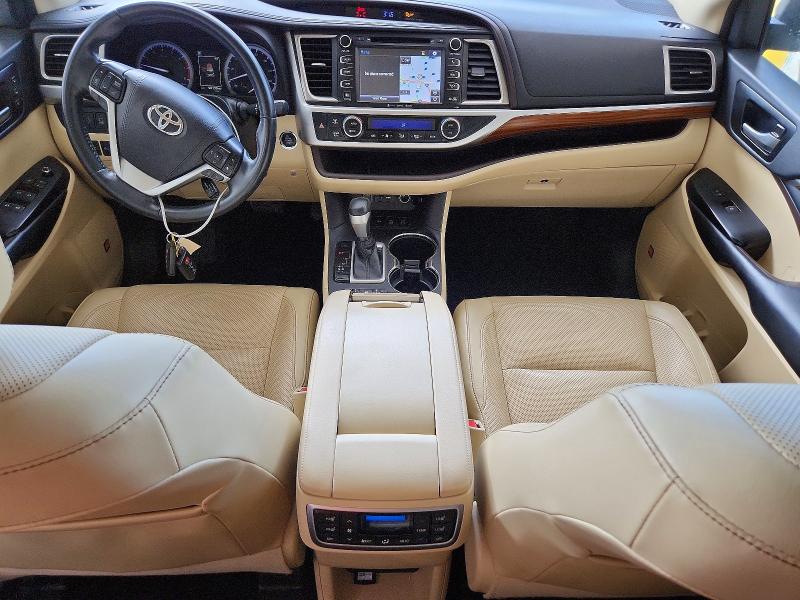 49576246 :رقم المزاد ، 5TDDZRFH2KS929941 vin ، 2019 Toyota Highlander مزاد بيع