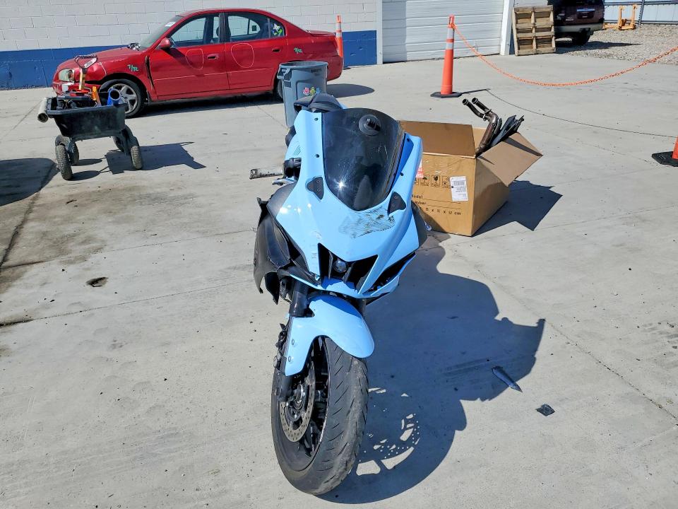 48693426 :رقم المزاد ، JYARM38E5SA017995 vin ، 2025 Yama Yzfr7 مزاد بيع
