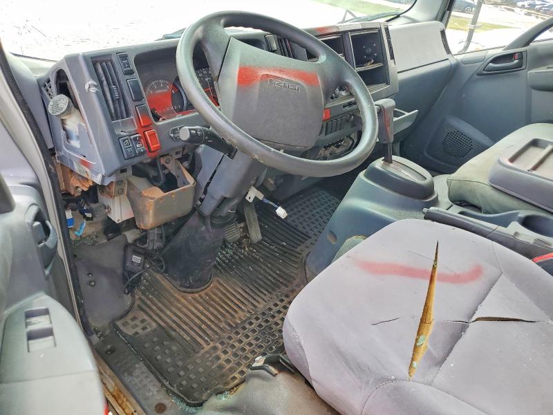 55634996 :رقم المزاد ، 54DC4W1C1HS808057 vin ، 2017 Isuzu Npr Hd مزاد بيع