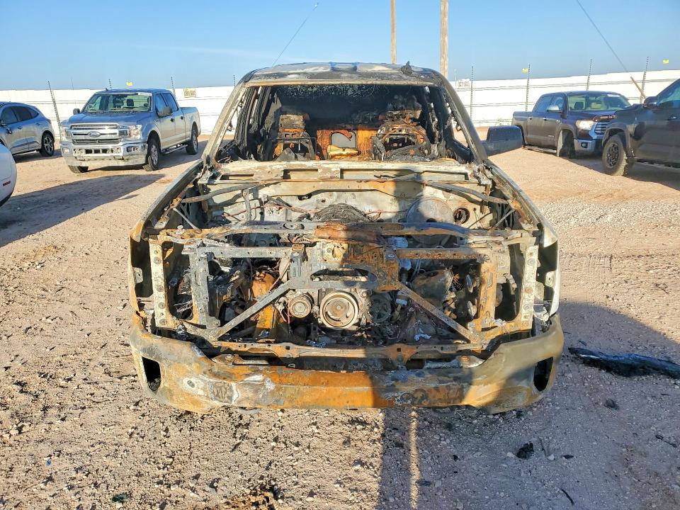 Продаж на аукціоні авто 2018 Chevrolet Silverado, vin: 3GCUKREC3JG473438, номер лоту: 51072906