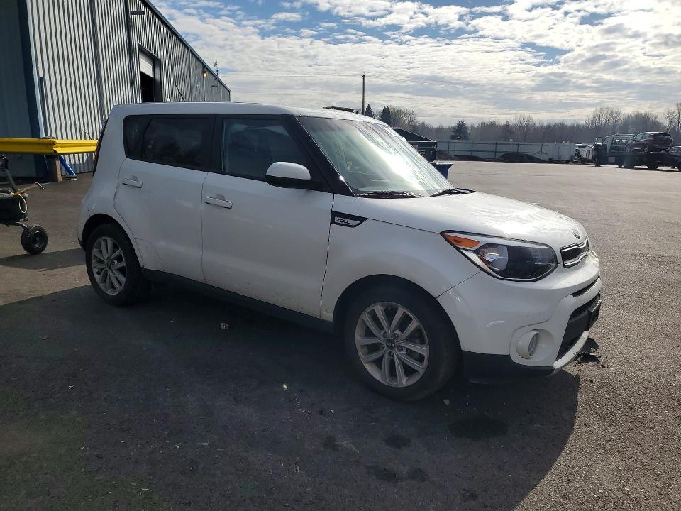 48824536 :رقم المزاد ، KNDJP3A58J7894933 vin ، 2018 Kia Soul مزاد بيع