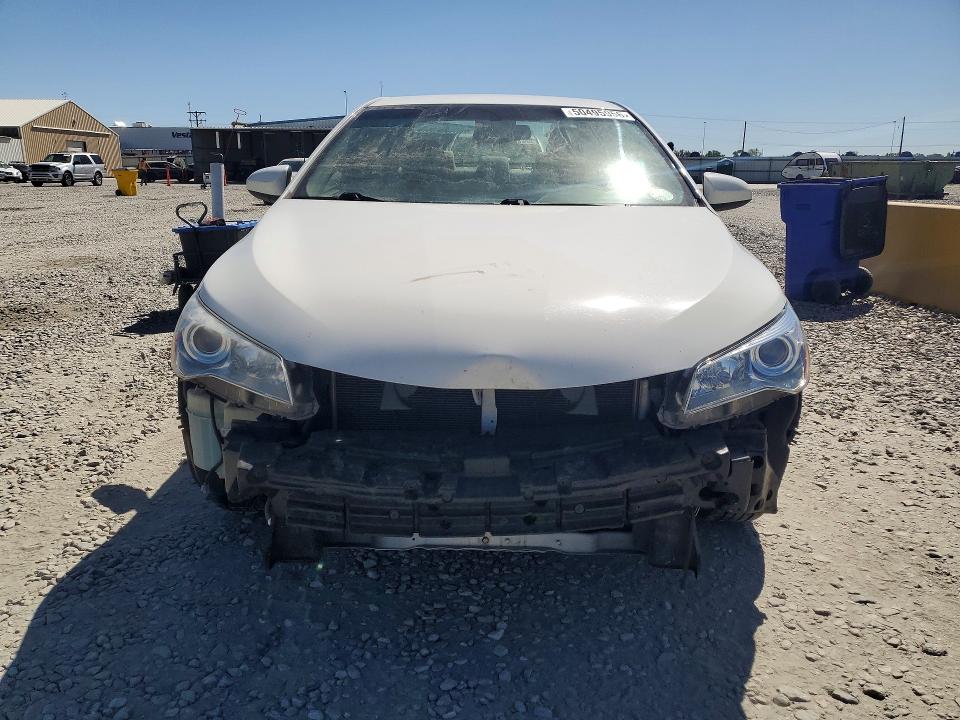 50495956 :رقم المزاد ، 4T4BF1FK4FR487230 vin ، 2015 Toyota Camry مزاد بيع