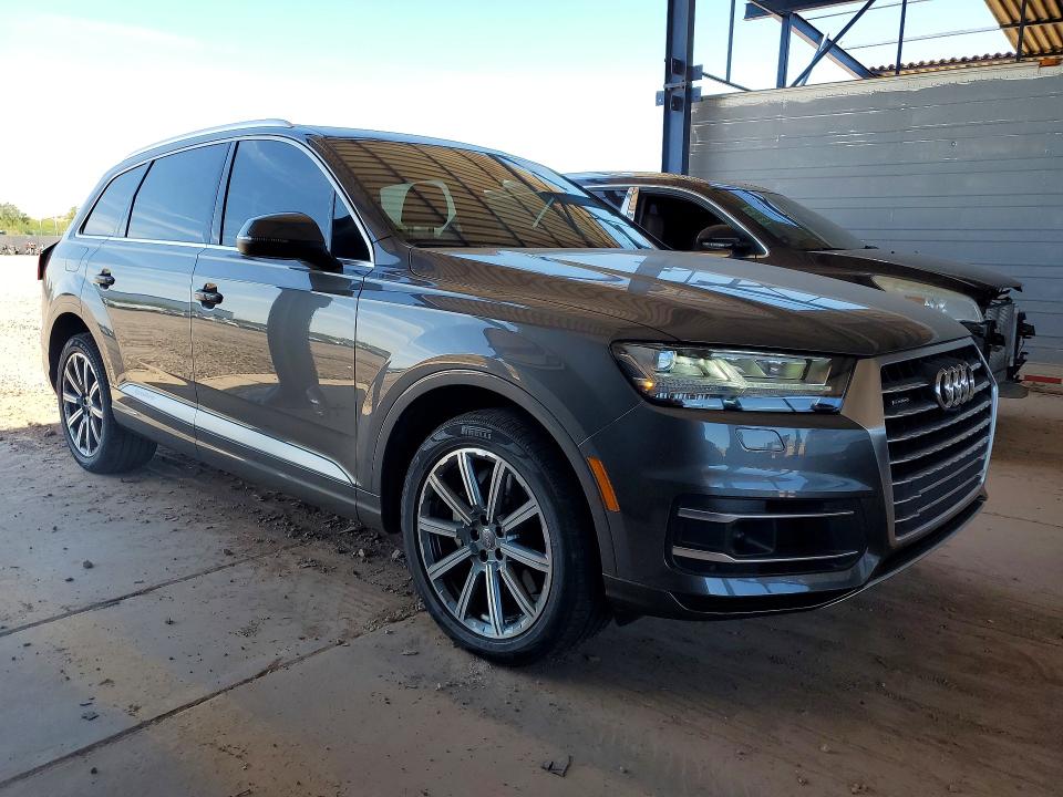 Продажа на аукционе авто 2018 Audi Q7, vin: WA1LAAF72JD052044, номер лота: 51359246