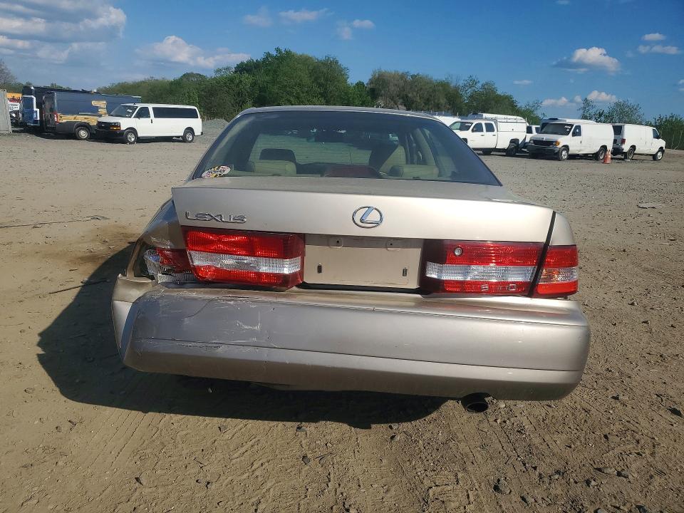 2001 Lexus Es მანქანა იყიდება აუქციონზე, vin: JT8BF28G415104160, აუქციონის ნომერი: 50578496