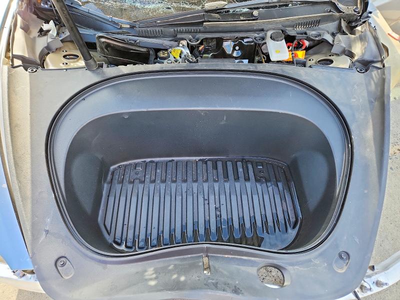 51328406 :رقم المزاد ، 5YJ3E1EA8SF961925 vin ، 2025 Tesla Model 3 مزاد بيع