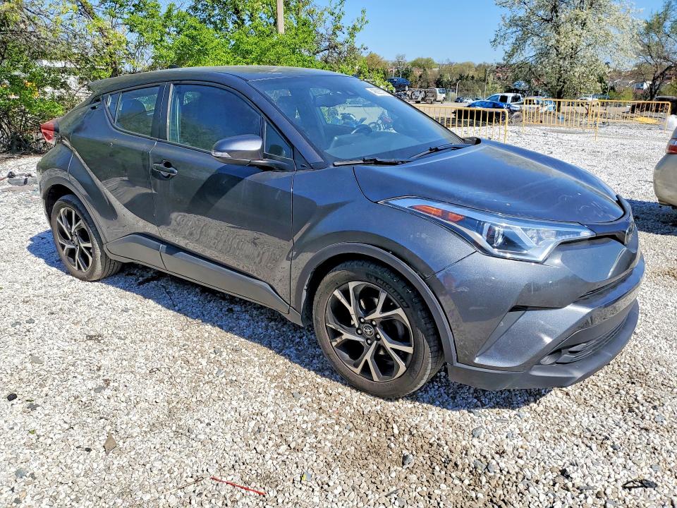 48623706 :رقم المزاد ، NMTKHMBX4JR011809 vin ، 2018 Toyota C-hr مزاد بيع